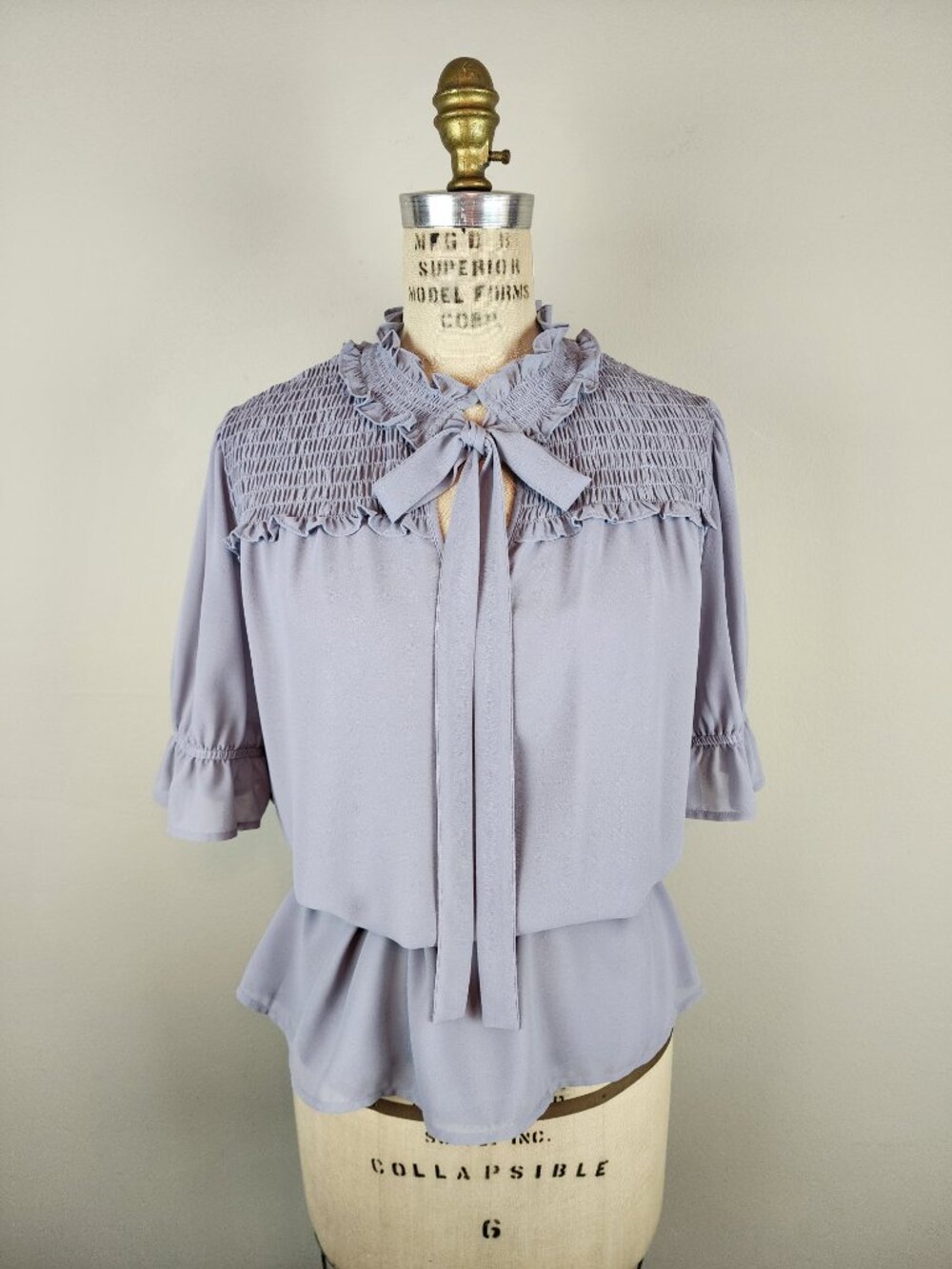 Pretty Grey Blue Smocked Bow Tie Front Blouse by Pleione Ladies Size Medium